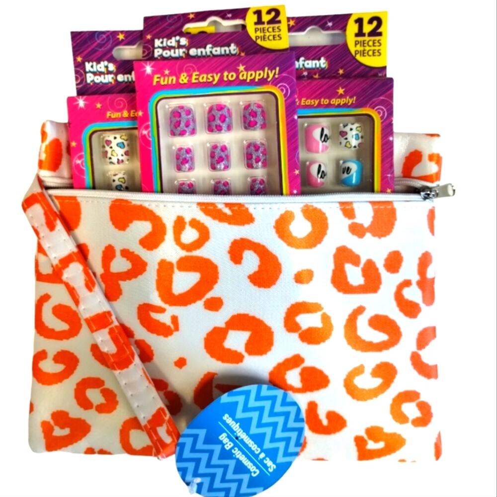 Girls Press on Nails with Carry Bag NWOT